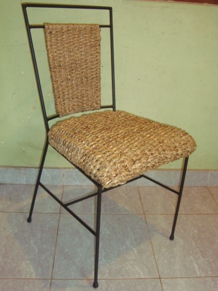 Dining chair with reed seat and reed backrest